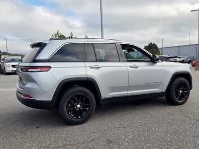 2024 Jeep Grand Cherokee Laredo X