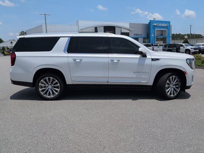 2023 GMC Yukon XL Denali