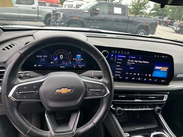 2024 Chevrolet Traverse LT