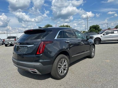 2022 Cadillac XT5 Premium Luxury