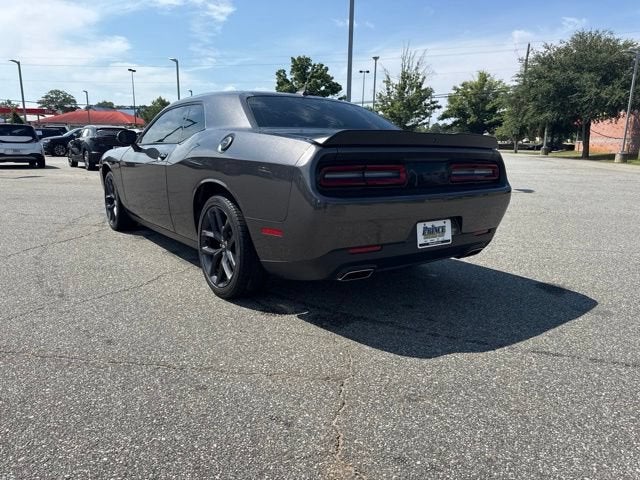 2021 Dodge Challenger SXT