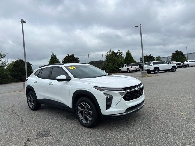 2024 Chevrolet Trax LT