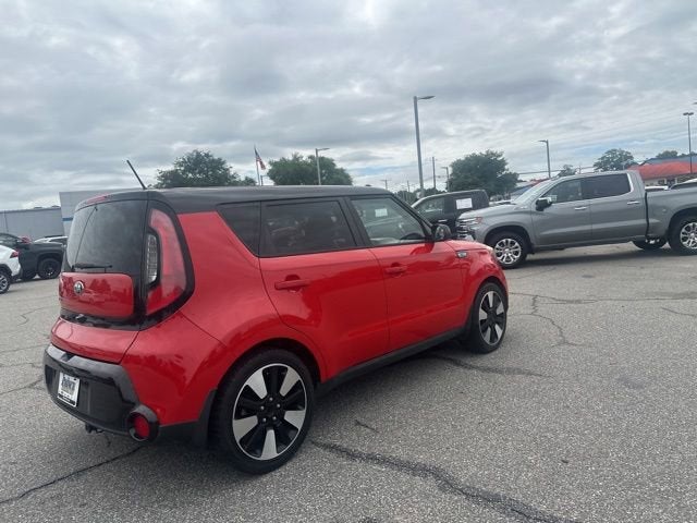 2016 Kia Soul +