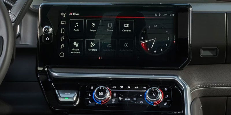 Large infotainment touchscreen display